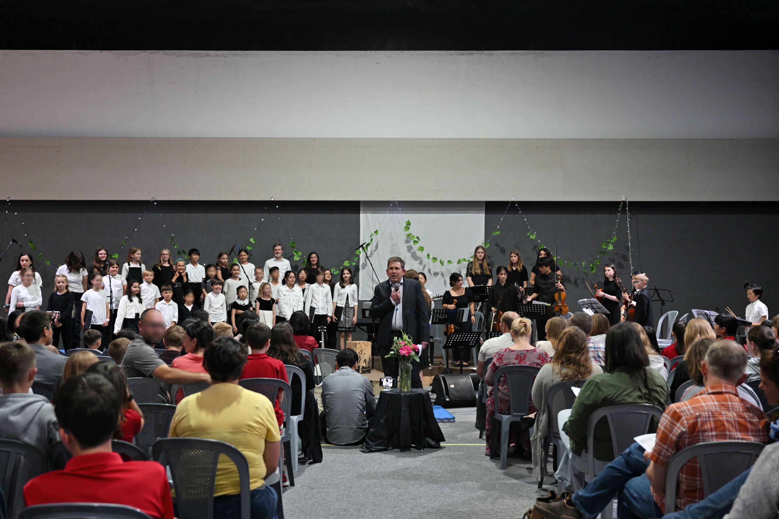 Music 1 Blur (1)-min (1)